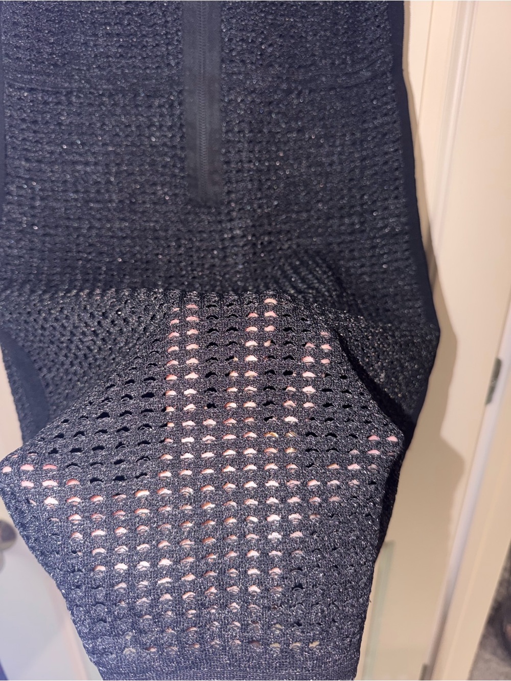 Sweater Neckline Identification - Picture 4 of 8